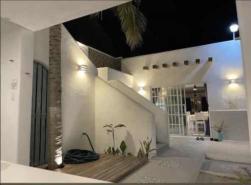 Venta De Casa En La Playa Con Piscina En Chelem Puerto Progreso