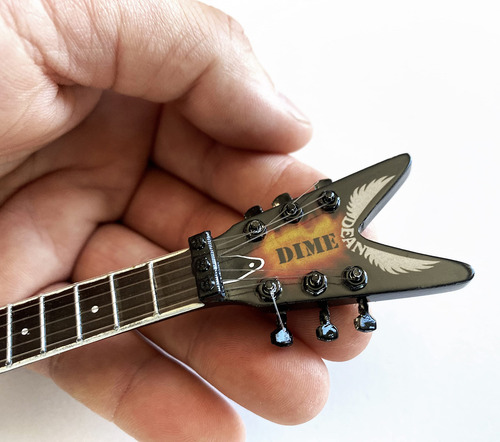 Axe Heaven Dimebag Darrell Dean Dime O Flame - Guitarra Dim.
