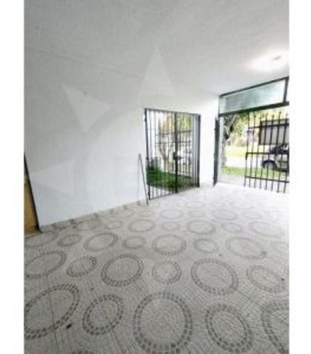 Imagen 3 de 10 de Gran Oportunidad! Casa De 2 Dormitorios En Ph | B. 7 Jefes