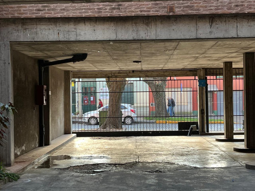Cochera Semicubierta San Isidro Nº 10 - Venta