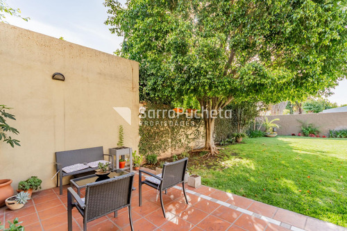 Venta Casa 7 Ambientes Con Piscina Y Garage En Hurlingham