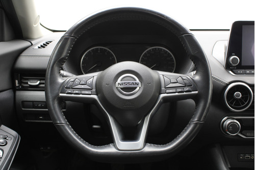 Nissan Sentra 2.0 Advance Mt