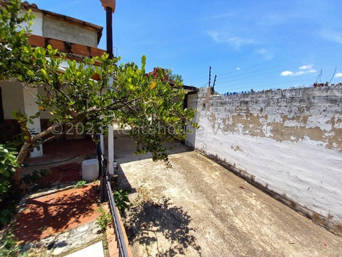Lfa Terreno En Venta Ciudad Jardin Mañongo Naguanagua Carabobo 23-29594 Leida Falcon