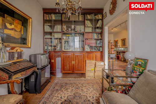 Departamento De Época Con Cochera Fija En Venta - Palermo Chico