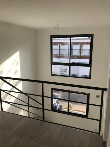 Imagen 10 de 14 de Excelente 2 Ambientes Tipo Dúplex En Venta!