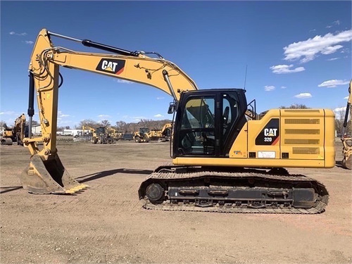 Excavadora Caterpillar 320