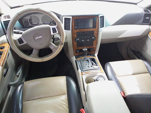 Imagen 8 de 16 de Jeep Grand Cherokee