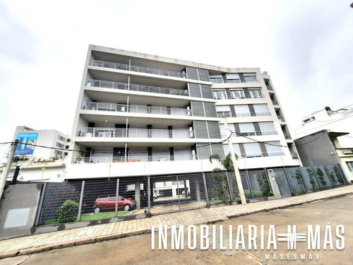 Imagen 8 de 16 de Apartamento Alquiler La Blanqueada Garage Montevideo Lc *