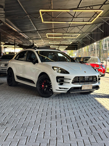 Porsche Macan Turbo 3.6 Bi-Turbo 400cv
