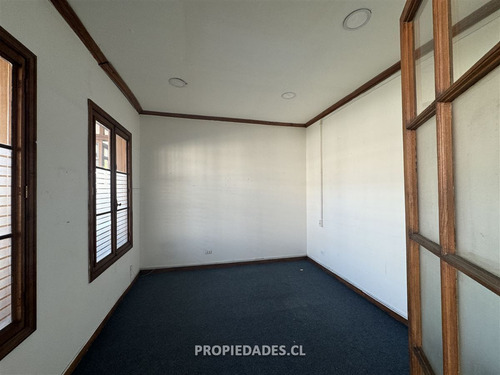Oficinas-local Comercial Arriendo En Stgo Metro Los Héroes