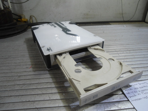 Imagem 4 de 9 de Gravador Leitor Externo LG Nextar 2 - Funcionando