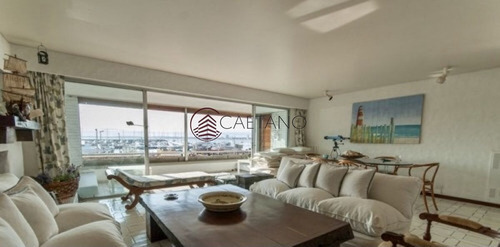 Imagen 5 de 15 de Apartamento En Frente Al Puerto - Punta Del Este Peninsula