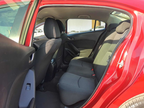 Imagen 7 de 11 de Mazda Mazda 3 2.0 Touring Sedan Std 6 Vel Ac 2015