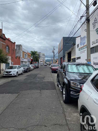 Venta Casa 4 Ambientes Félix Ireta