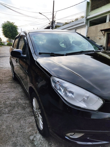Fiat Grand Siena 2013 1.6 16v Essence Flex Dualogic 4p