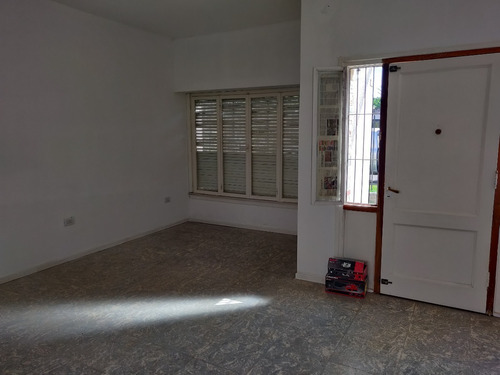 Imagen 2 de 15 de Casa Americana, Parque Johnston En Hurlingham