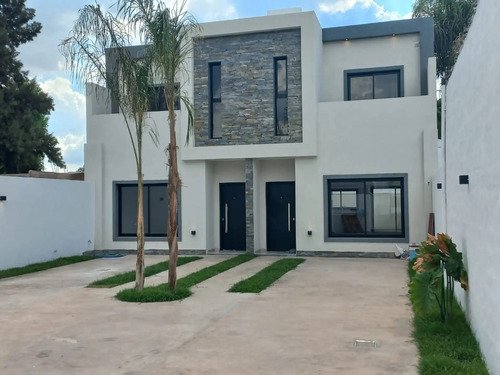 Venta Duplex De 4 Ambientes Ituzaingo Norte