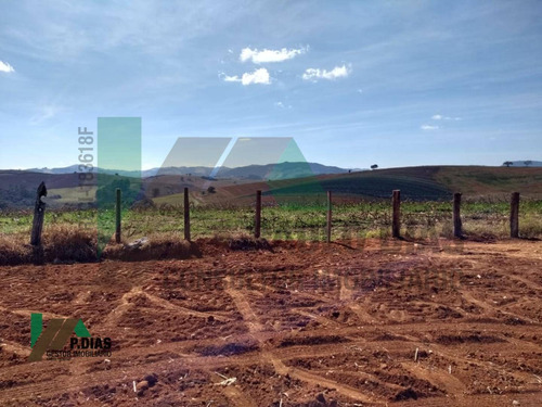 Imagem 18 de 18 de Linda Chácara Em Pedra Bela, Ideal Para Quem Busca Tranqüilidade E Segurança No Circuito Das Águas - Ch0276
