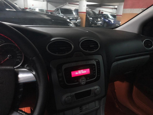 Ford Focus Ii 1.8 Exe Sedan Tdci Ghia 2010