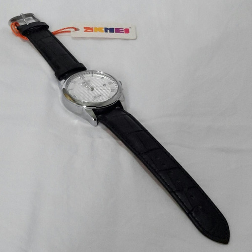 Relógio Skmei De Luxo Original Pulseira Couro Modelo 9058