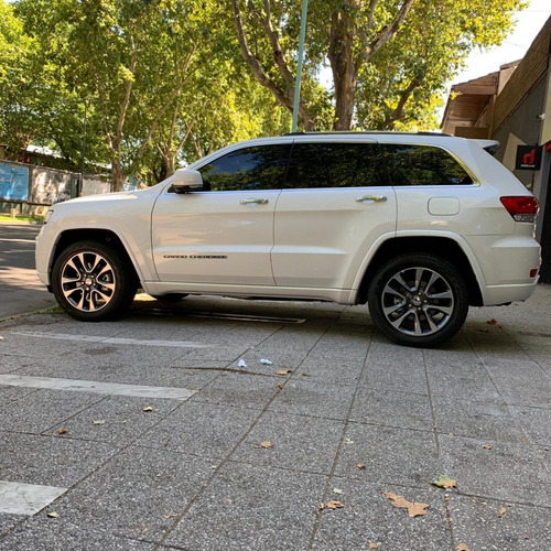 Jeep Grand Cherokee 3.6 Overland 2019 Dissano Automotores