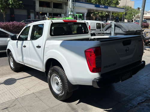 Nissan Frontier 2.3 S Cd 4x4 Mt