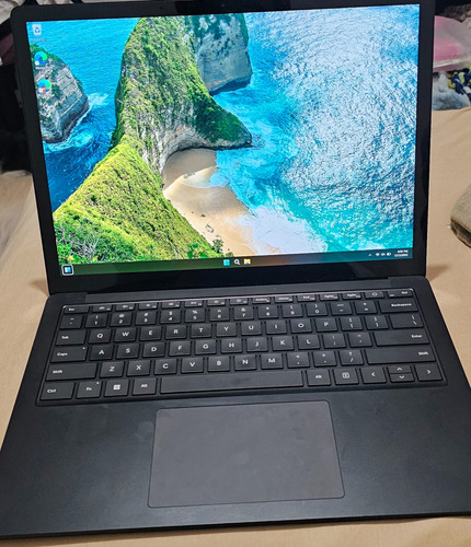 Microsoft Surface Laptop 5 I7 16gb 512gb Tactil Negro (Usado)