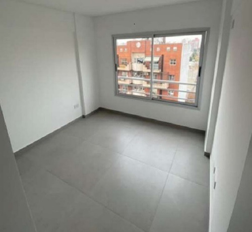 Imagen 9 de 10 de Venta Departamento 2 Ambientes Muy Luminoso! Moron Sur