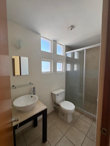 Casa En Renta Chulavista Iii, Queretaro. 3 Rec, 3 Baños, Privada Con Alberca
