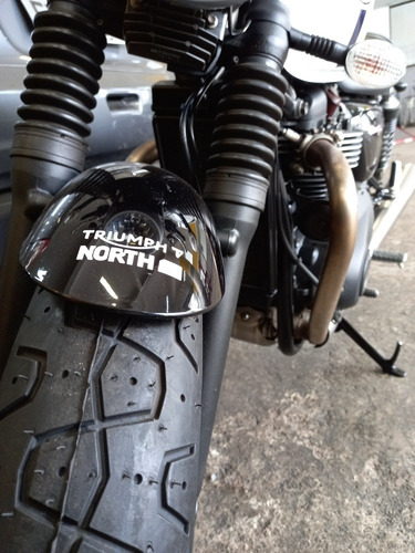 Triumph Street Twin 900cc