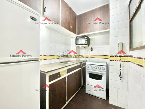 Monoambiente Con Cocina Definida Y Cochera En Península, En Venta