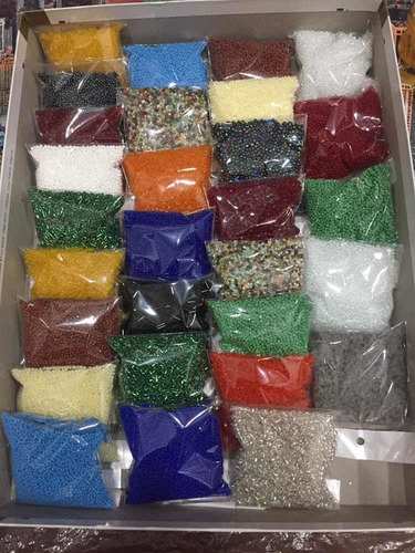 Imagen 5 de 10 de Mostacilla Y Mostacillones Para Bordar