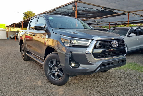 Imagen 21 de 23 de Toyota Hilux Srv 4x2 Manual Okm