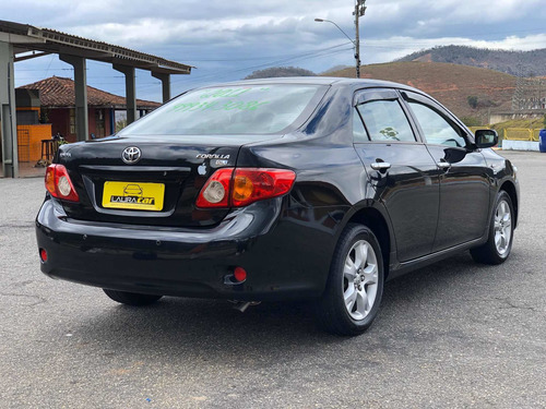Toyota Corolla 1.8 16v Gli Flex 4p 2011