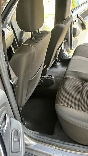 Renault Duster 1.6 Intense