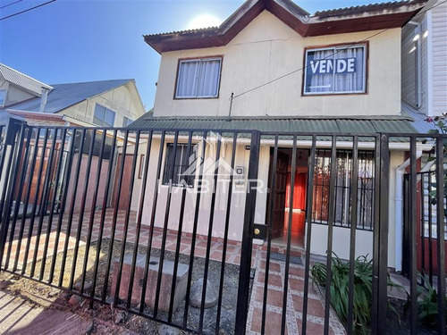 Se Vende Casa En Villa Pucara, Talca 