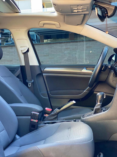 Imagen 10 de 11 de Volkswagen Golf Tsi Confort 1.4