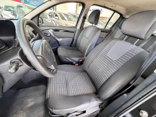 Renault Sandero 1.6 PRIVILÉGE 16V FLEX 4P MANUAL