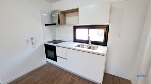 Imagen 4 de 23 de Departamento 3 Amb. Al Frente A Estrenar En Venta - Stos. Lugares.