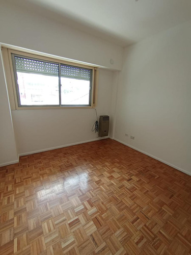 Alquiler De 2 Ambientes C/balcón- Balvanera