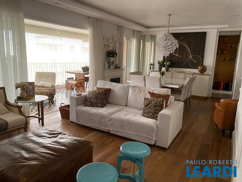 Imagem 1 de 7 de Apartamento - Itaim Bibi - Sp - 633069