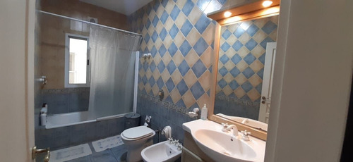 Casa En Venta En El Barrio La Masia