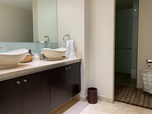 Amplio Departamento A La Venta En Privada Del Bosque