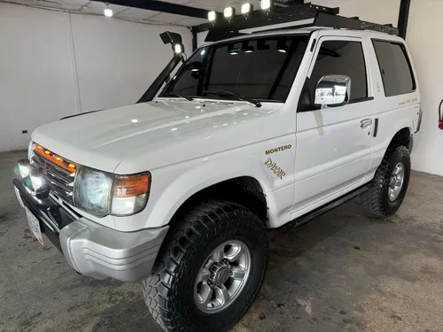Mitsubishi Montero