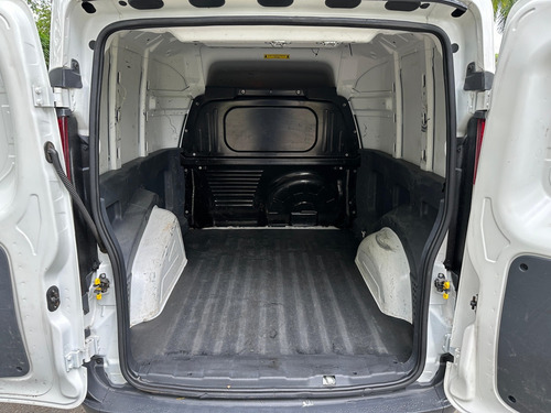 Fiat Fiorino 1.4 MPI FURGÃO 8V FLEX 2P MANUAL