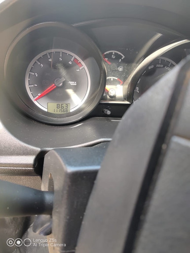 Imagem 10 de 15 de Ford Fiesta 2011 1.0 Flex 5p