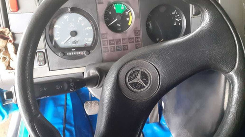 Mercedes Bens Mb710