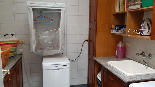 Imagen 11 de 30 de Casa En 2 Plantas Con Parque Y Piscina