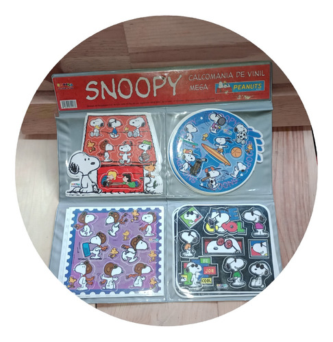 Calcomanías Snoopy Estampas Snoopy Sticker Snoopy 4 Piezas
