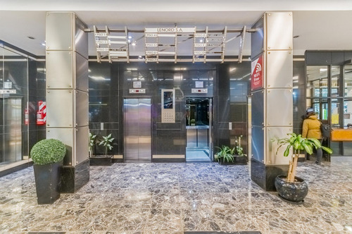 Alquiler Oficina 800 M2 Microcentro Sin Expensas